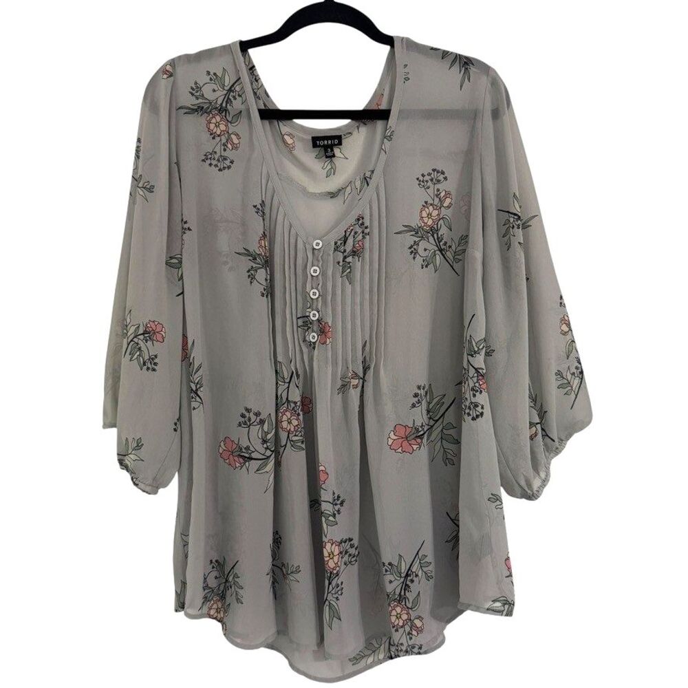 Torrid Womens Size 3 Gray Floral Chiffon Pintuck Blouse Floral 3/4 Sleeve Top